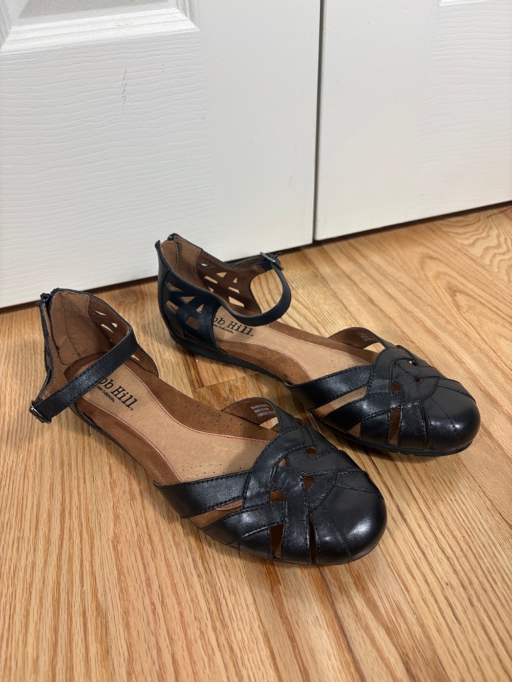 Like new Cobb Hill Ireland Fisherman Leather Sandals